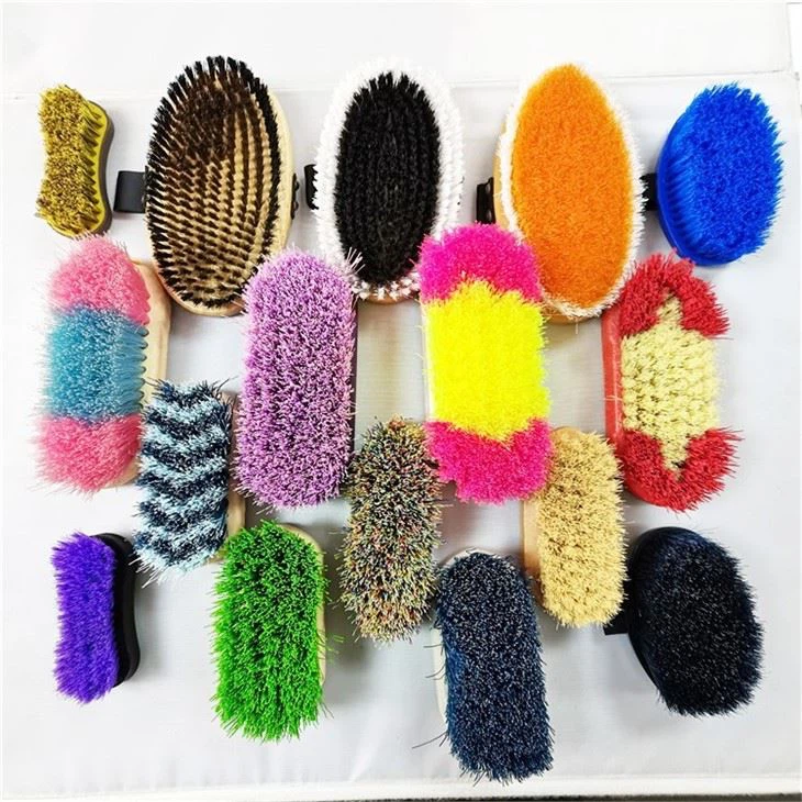 Grooming A Horse Haas Horse Brushes